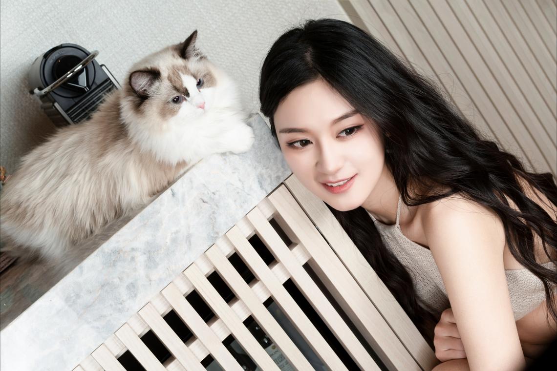 黄仁勋回应与雷军见面聊了啥